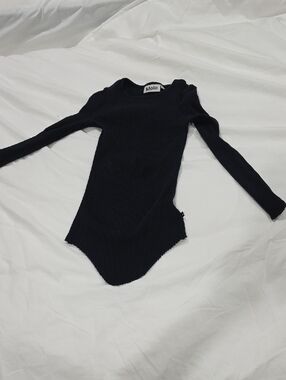 Molo Black Ribbed Long-Sleeve Scoop-Neck Shirt